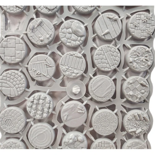 Dungeons & Lasers: Townsfolk Miniature Set 7 Dungeons & Lasers: Townsfolk Miniature Set - Image 5